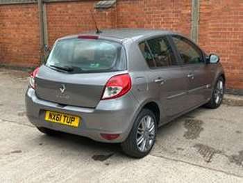 Used Renault Clio 2011 for sale - 75124347: Photo