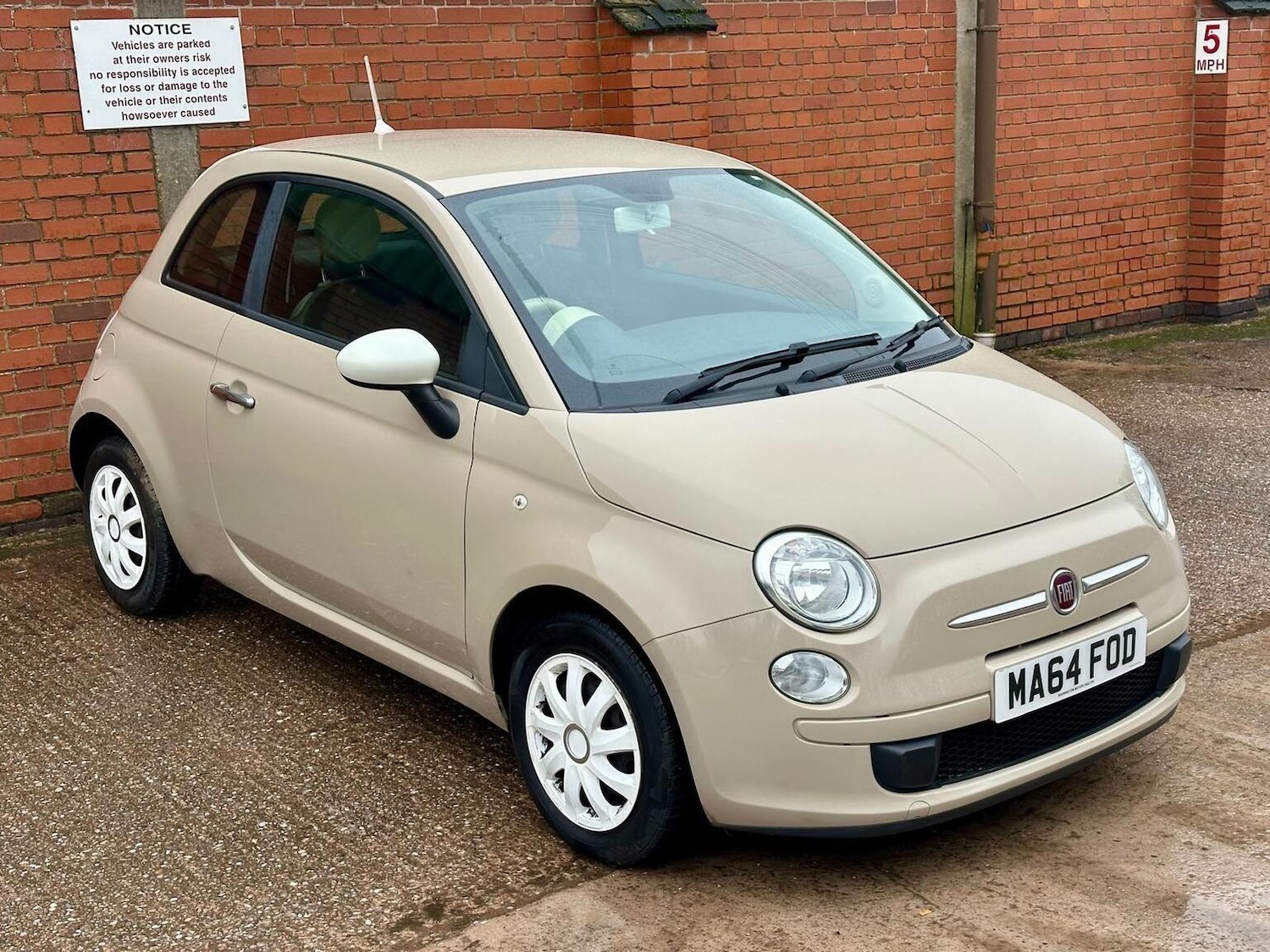 Used Fiat 500 2014 for sale - 77616323: Photo 2