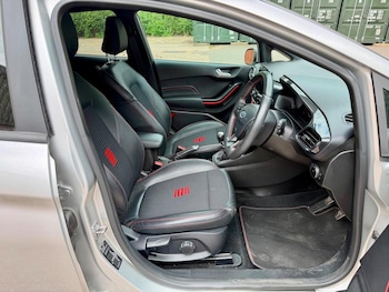 Used Ford Fiesta 2018 for sale - 79137119: Photo