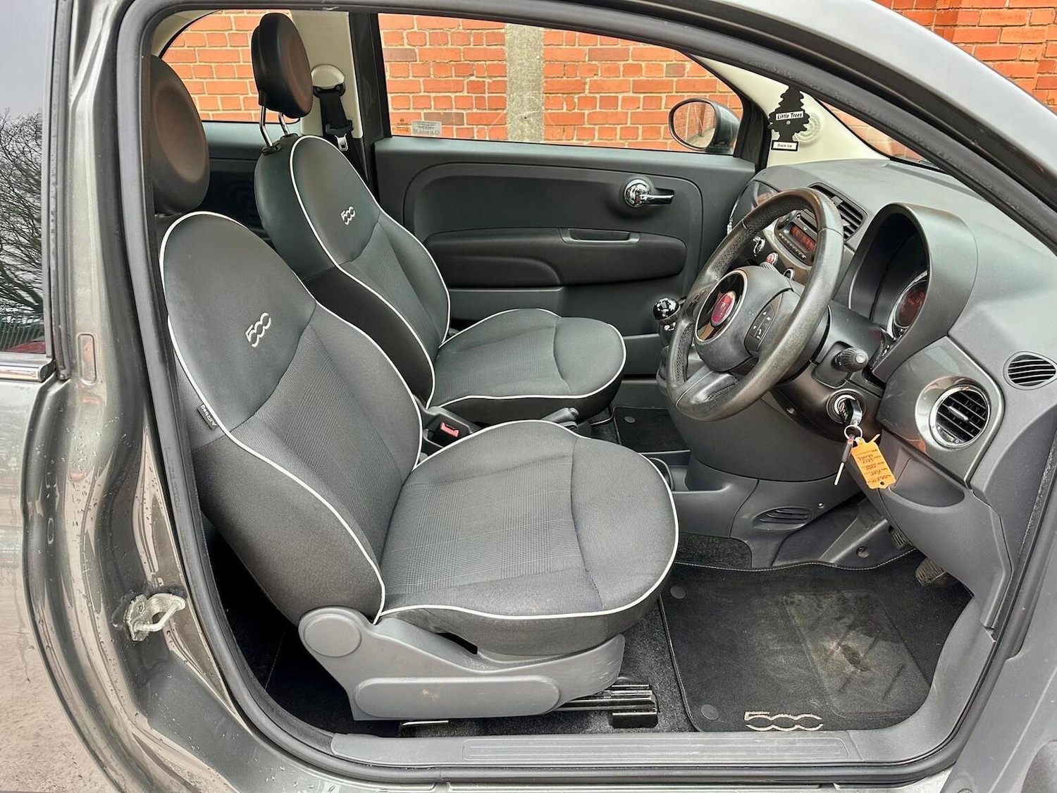 Used Fiat 500 2015 for sale - 77789315: Photo 2