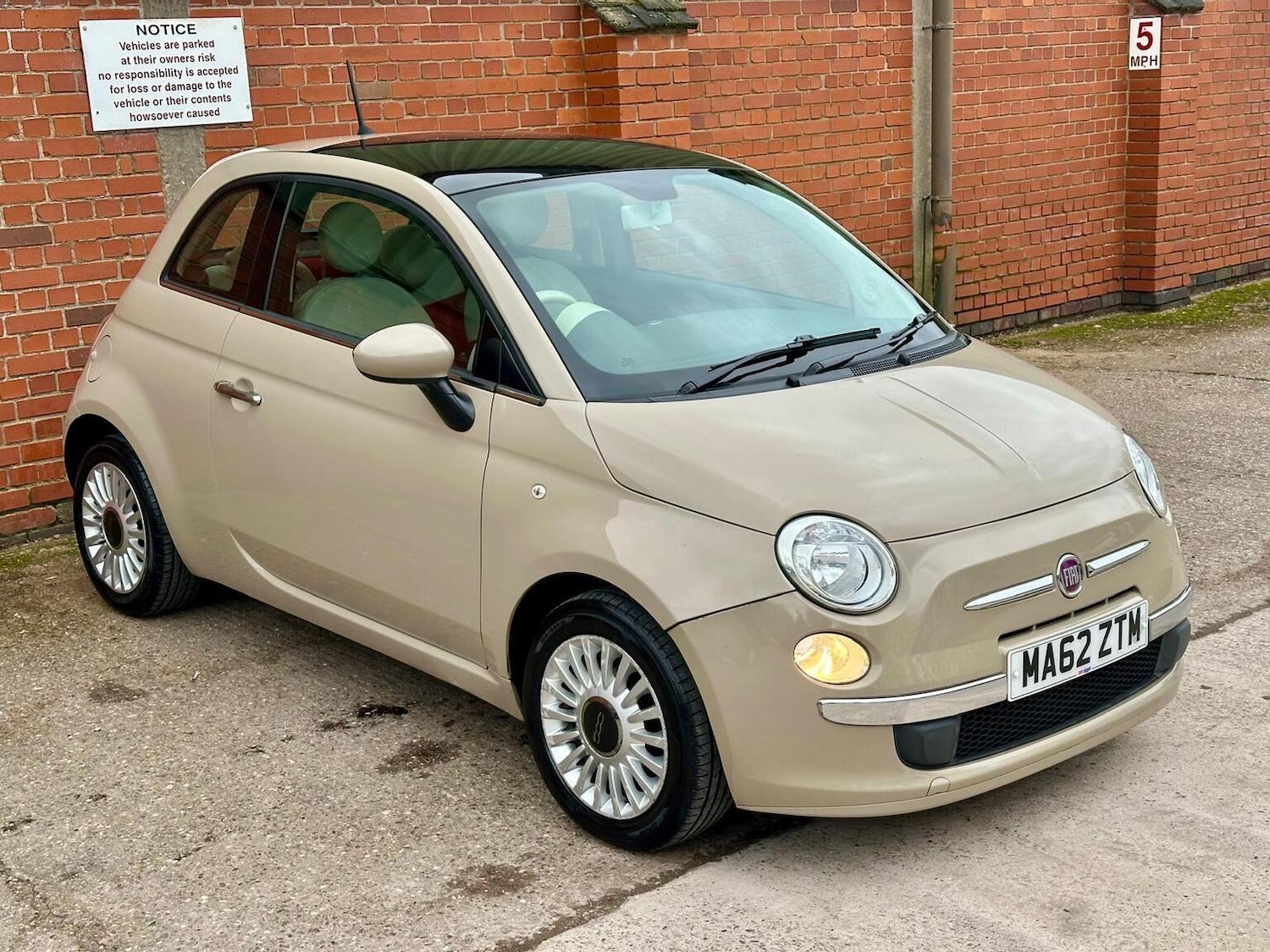 Used Fiat 500 2012 for sale - 77681776: Photo 2