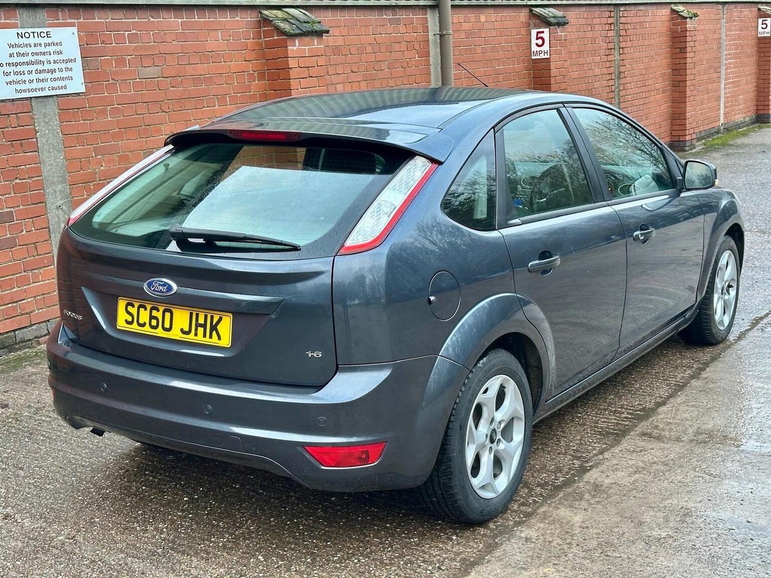 Used Ford Focus 2011 for sale - 77629097: Photo 10