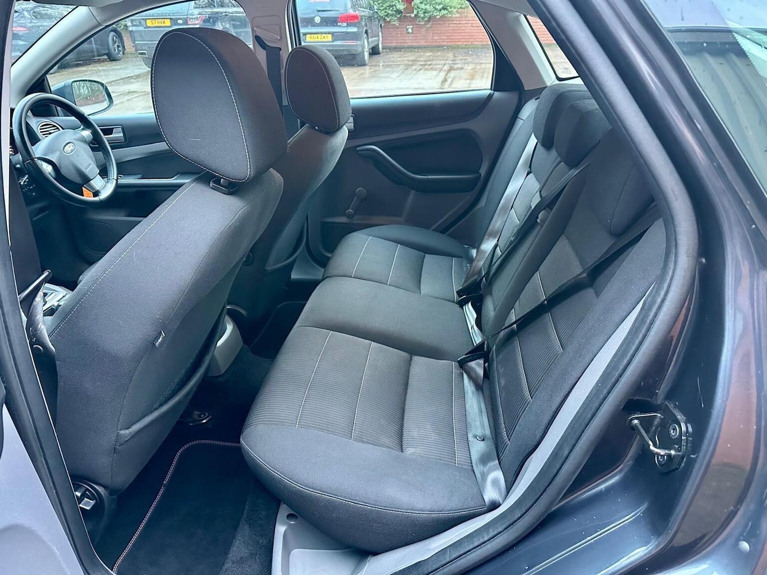 Used Ford Focus 2011 for sale - 77629097: Photo 4