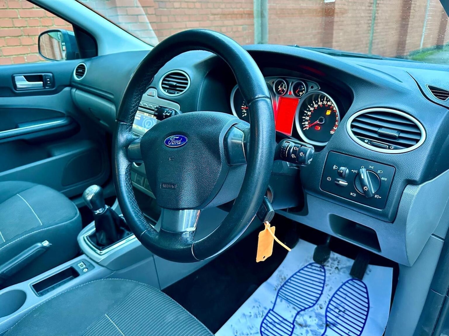 Used Ford Focus 2011 for sale - 77629097: Photo 5