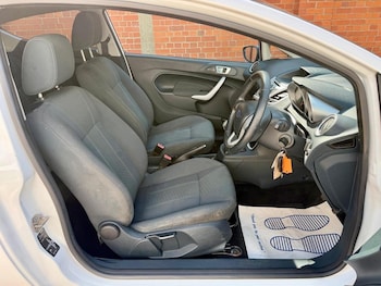 Used Ford Fiesta 2012 for sale - 79162265: Photo