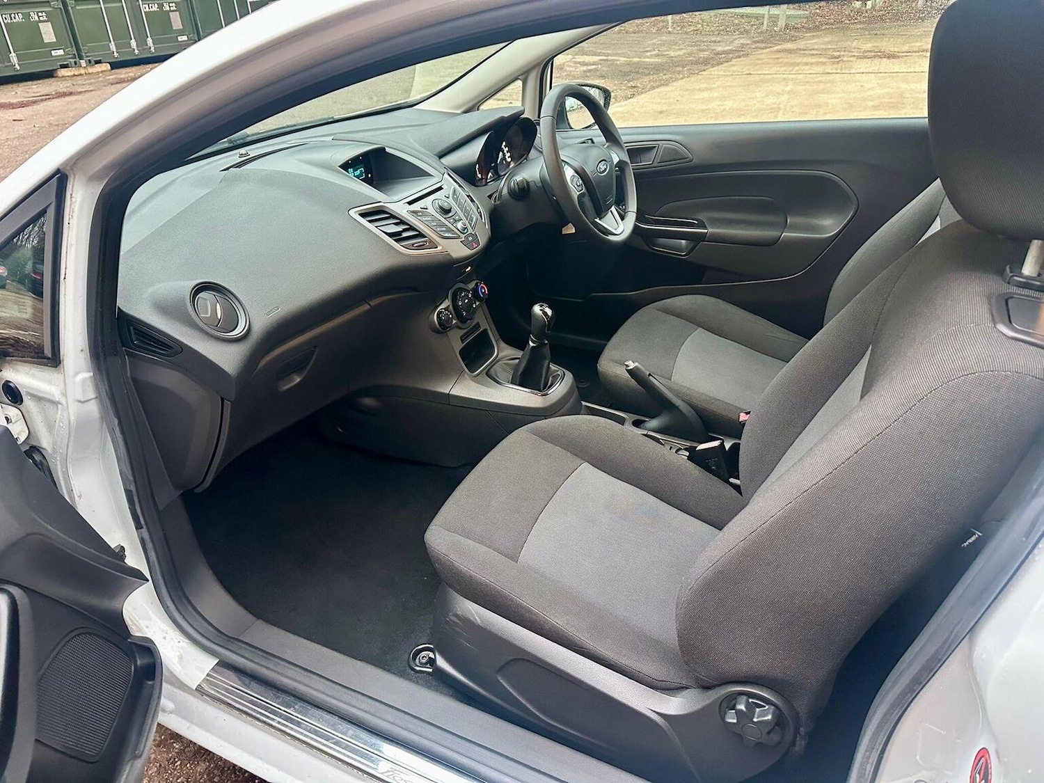 Used Ford Fiesta 2015 for sale - 77053707: Photo 9