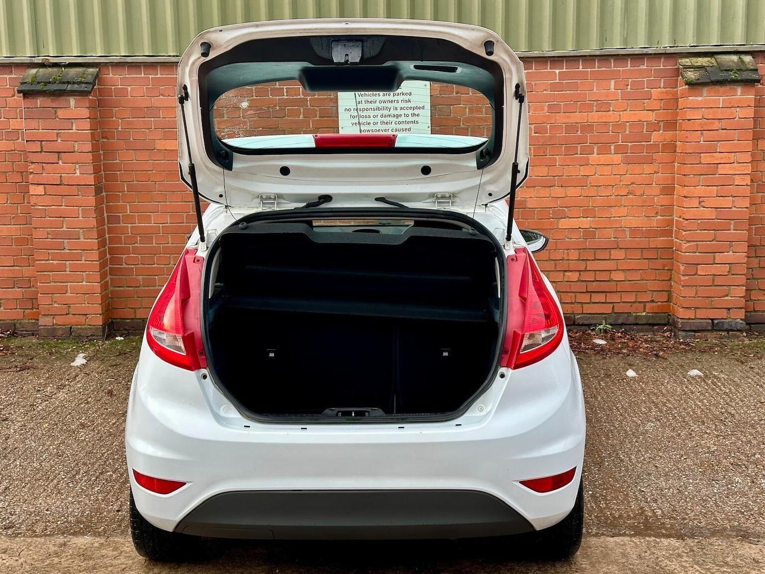 Used Ford Fiesta 2011 for sale - 77233762: Photo 16