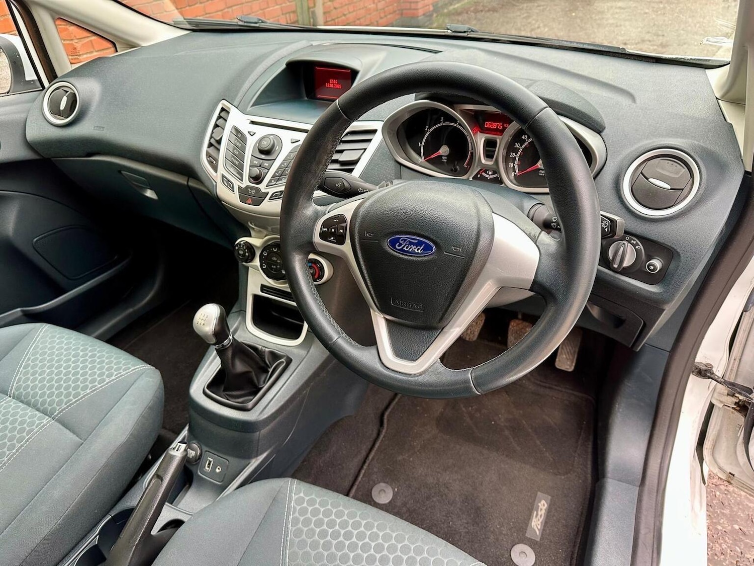 Used Ford Fiesta 2011 for sale - 77233762: Photo 4