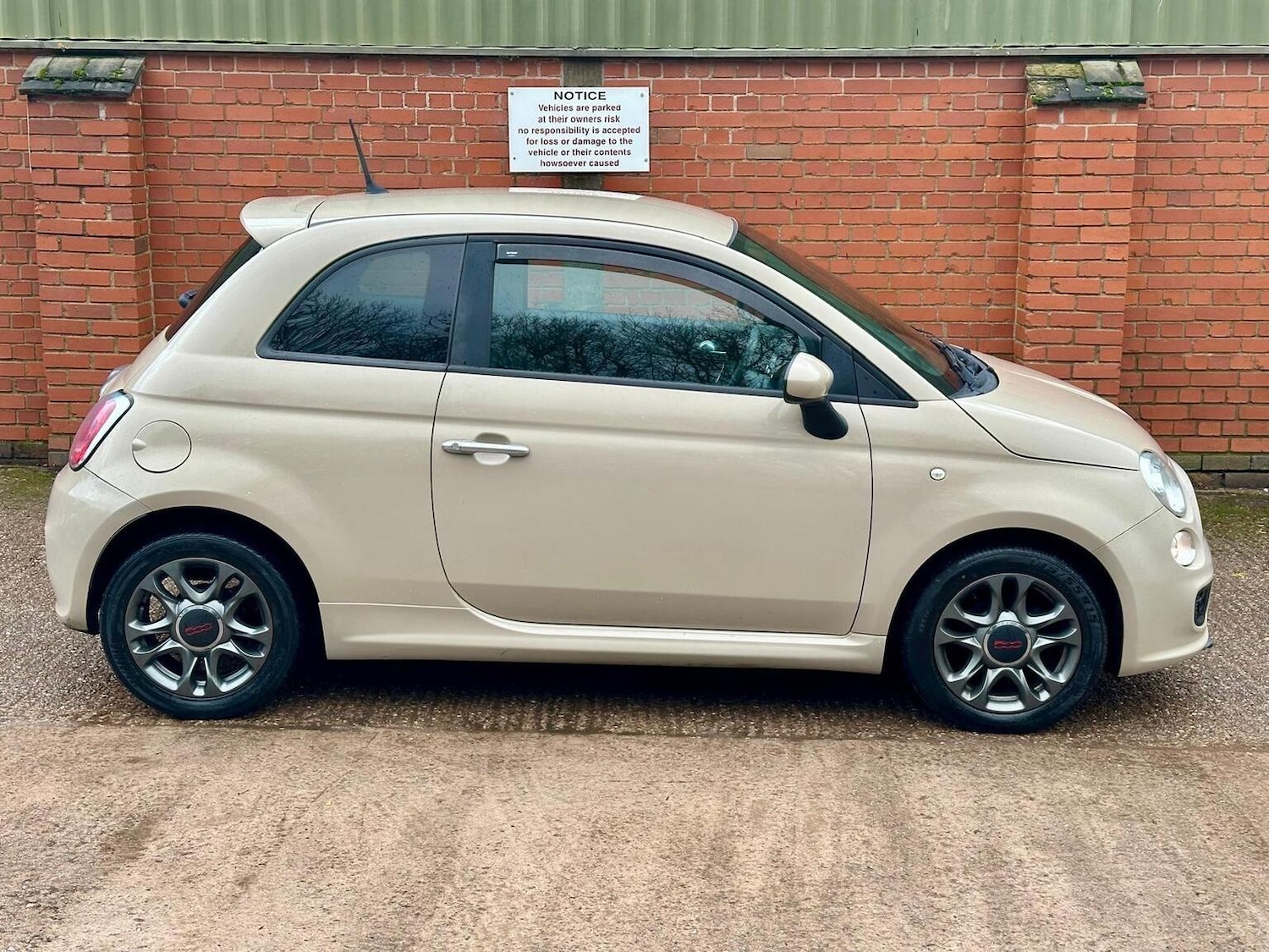 Used Fiat 500 2015 for sale - 77796896: Photo 11