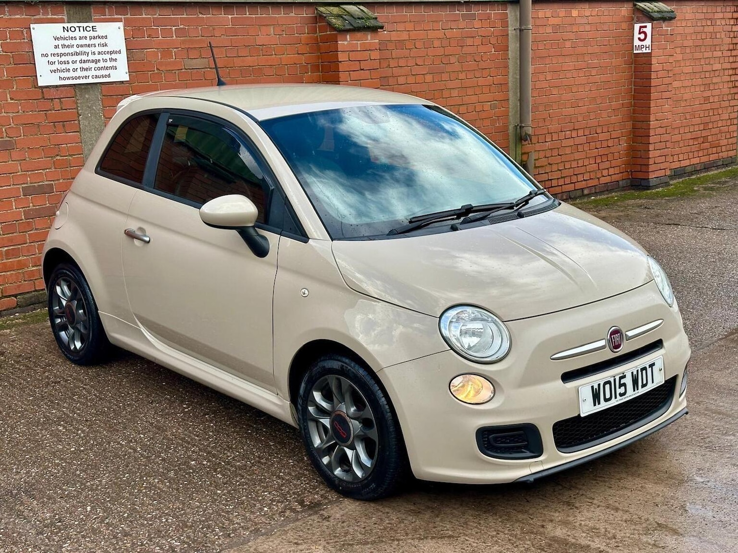 Used Fiat 500 2015 for sale - 77796896: Photo 2