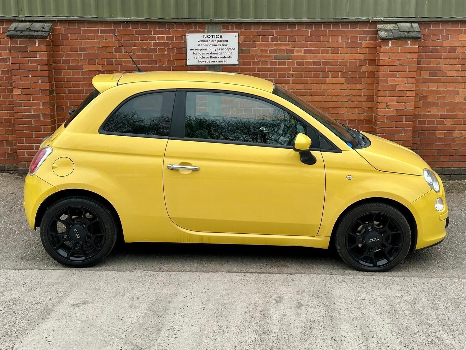 Used Fiat 500 2011 for sale - 78209981: Photo 10