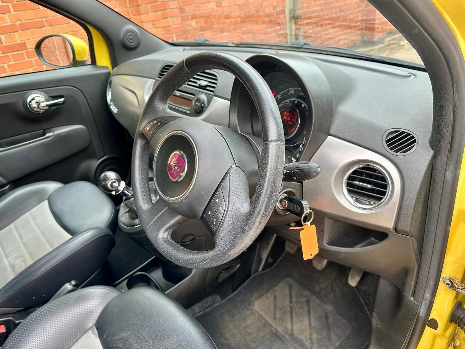 Used Fiat 500 2011 for sale - 78209981: Photo 4