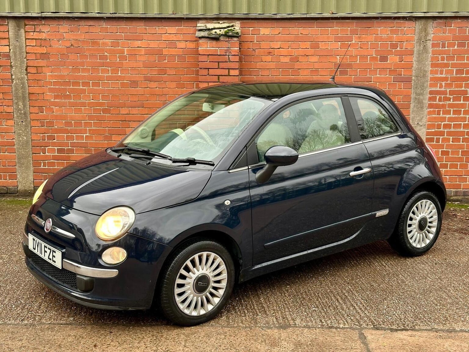 Used Fiat 500 2011 for sale - 76553944: Photo 1