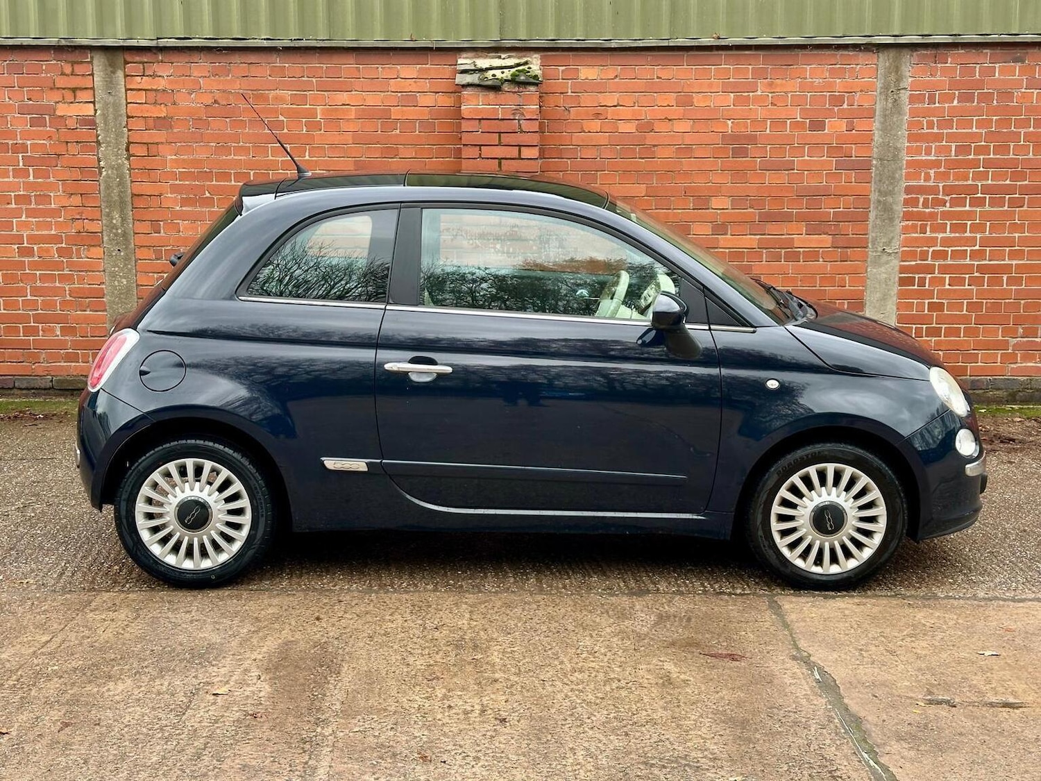 Used Fiat 500 2011 for sale - 76553944: Photo 11