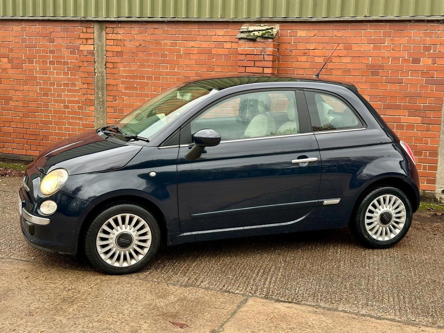 Used Fiat 500 2011 for sale - 76553944: Photo 20