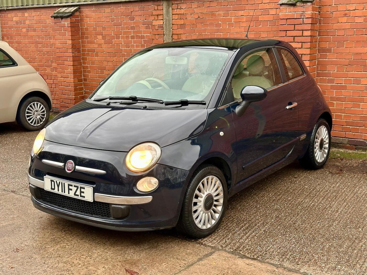 Used Fiat 500 2011 for sale - 76553944: Photo 21