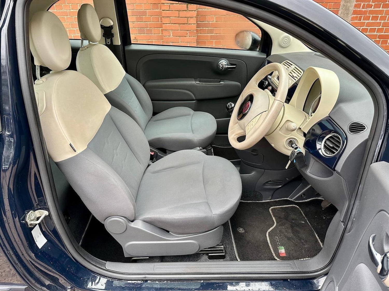 Used Fiat 500 2011 for sale - 76553944: Photo 3