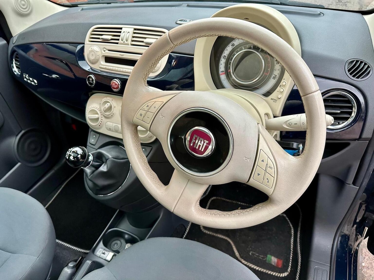 Used Fiat 500 2011 for sale - 76553944: Photo 5