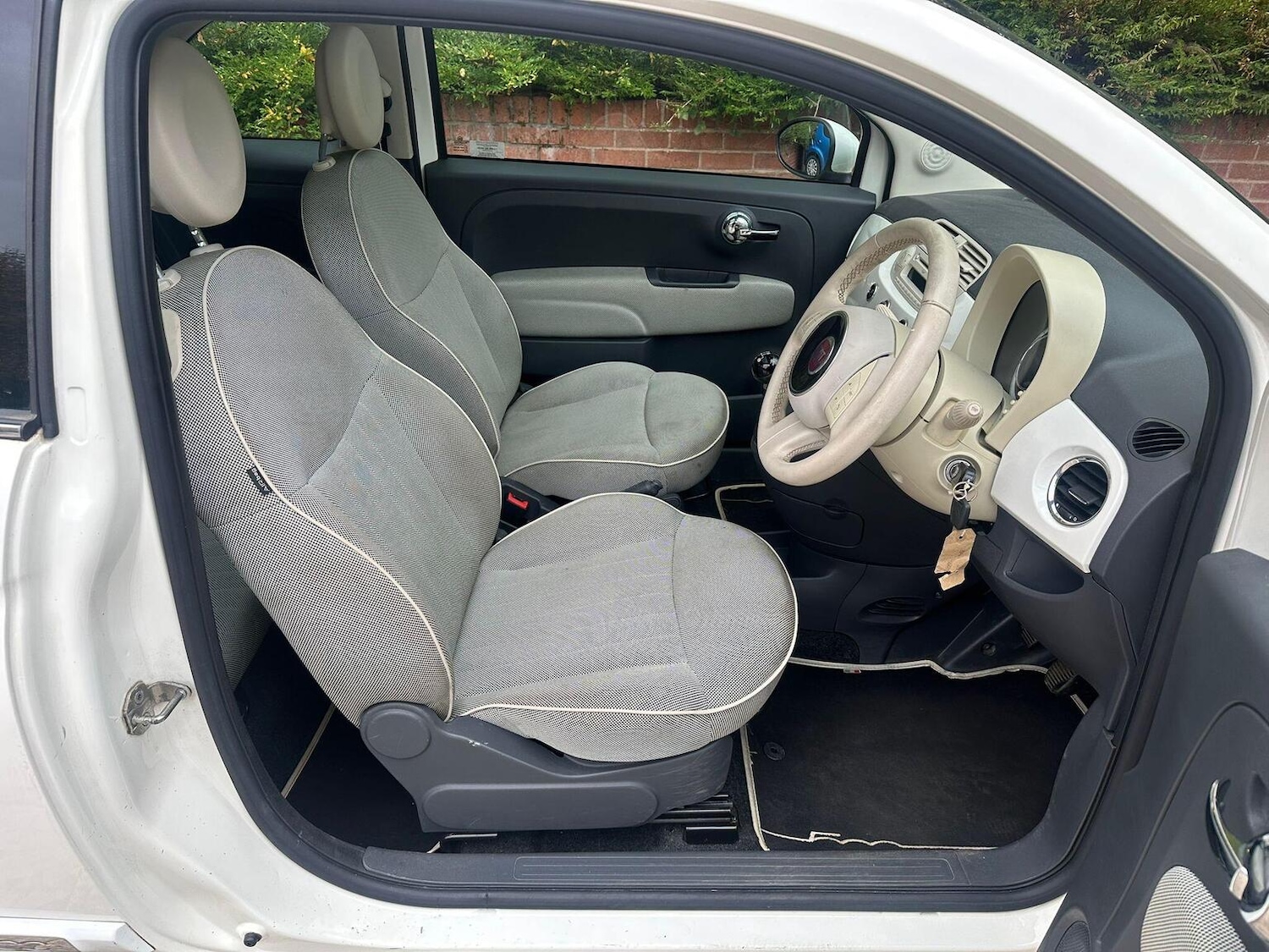 Used Fiat 500 2011 for sale - 76793246: Photo 2