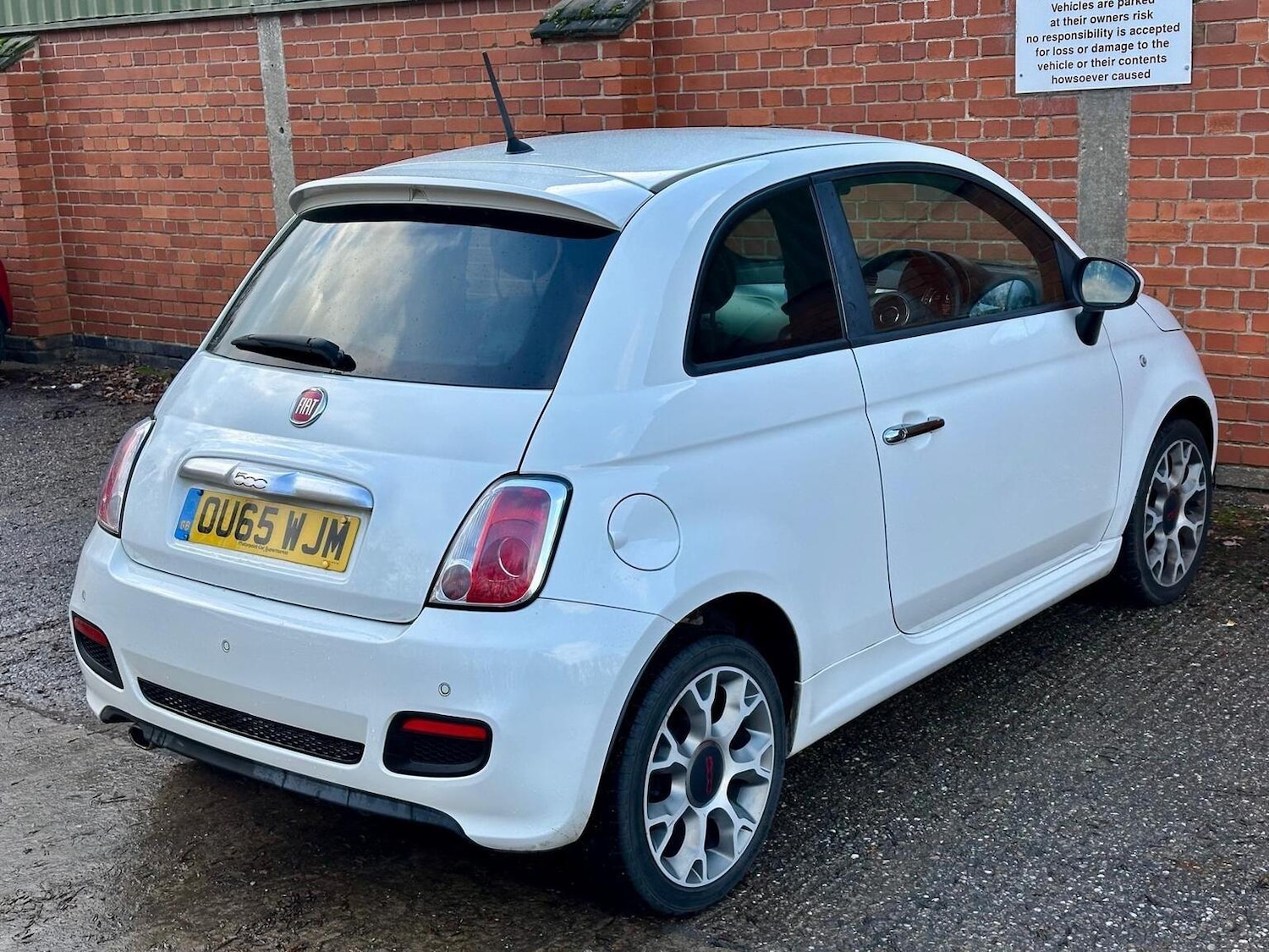 Used Fiat 500 2015 for sale - 77135892: Photo 11