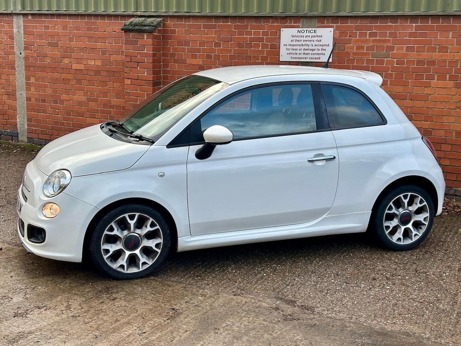 Used Fiat 500 2015 for sale - 77135892: Photo 15