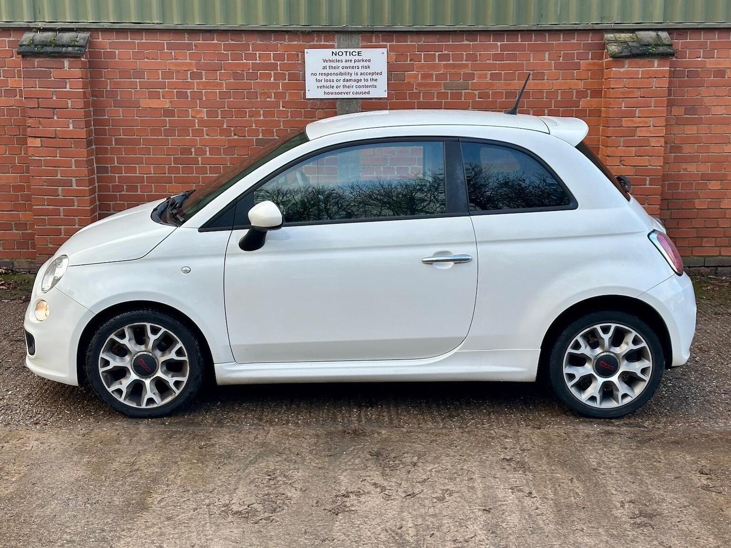 Used Fiat 500 2015 for sale - 77135892: Photo 23