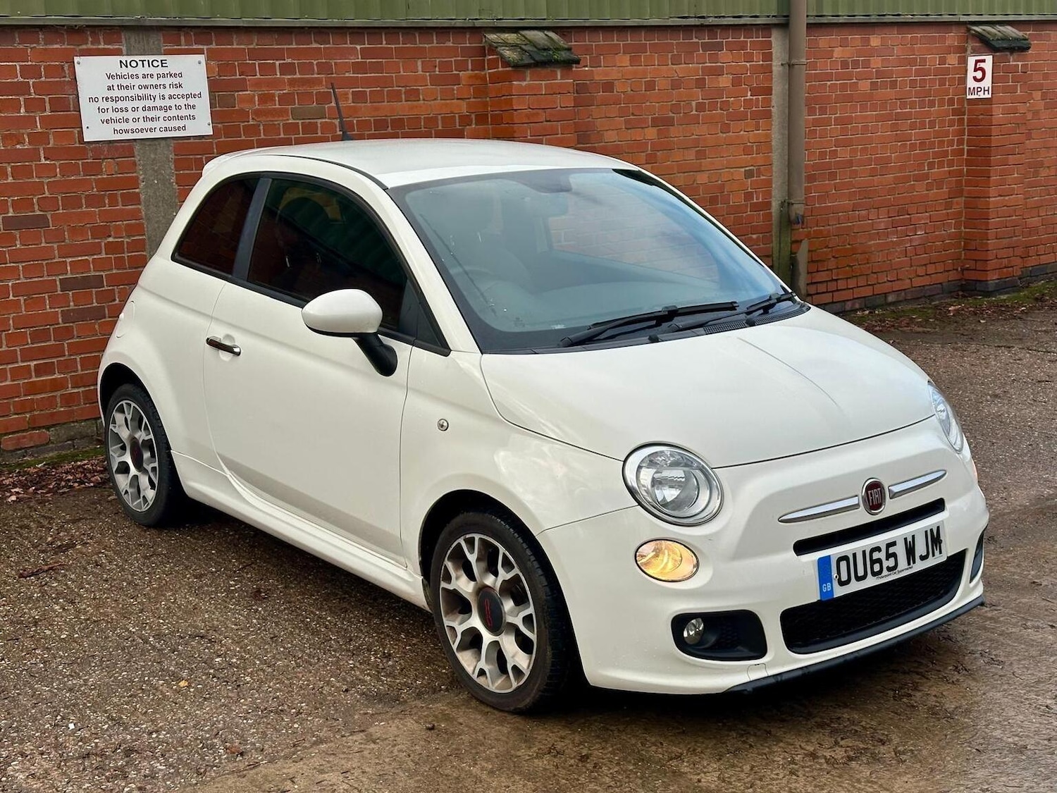 Used Fiat 500 2015 for sale - 77135892: Photo 8