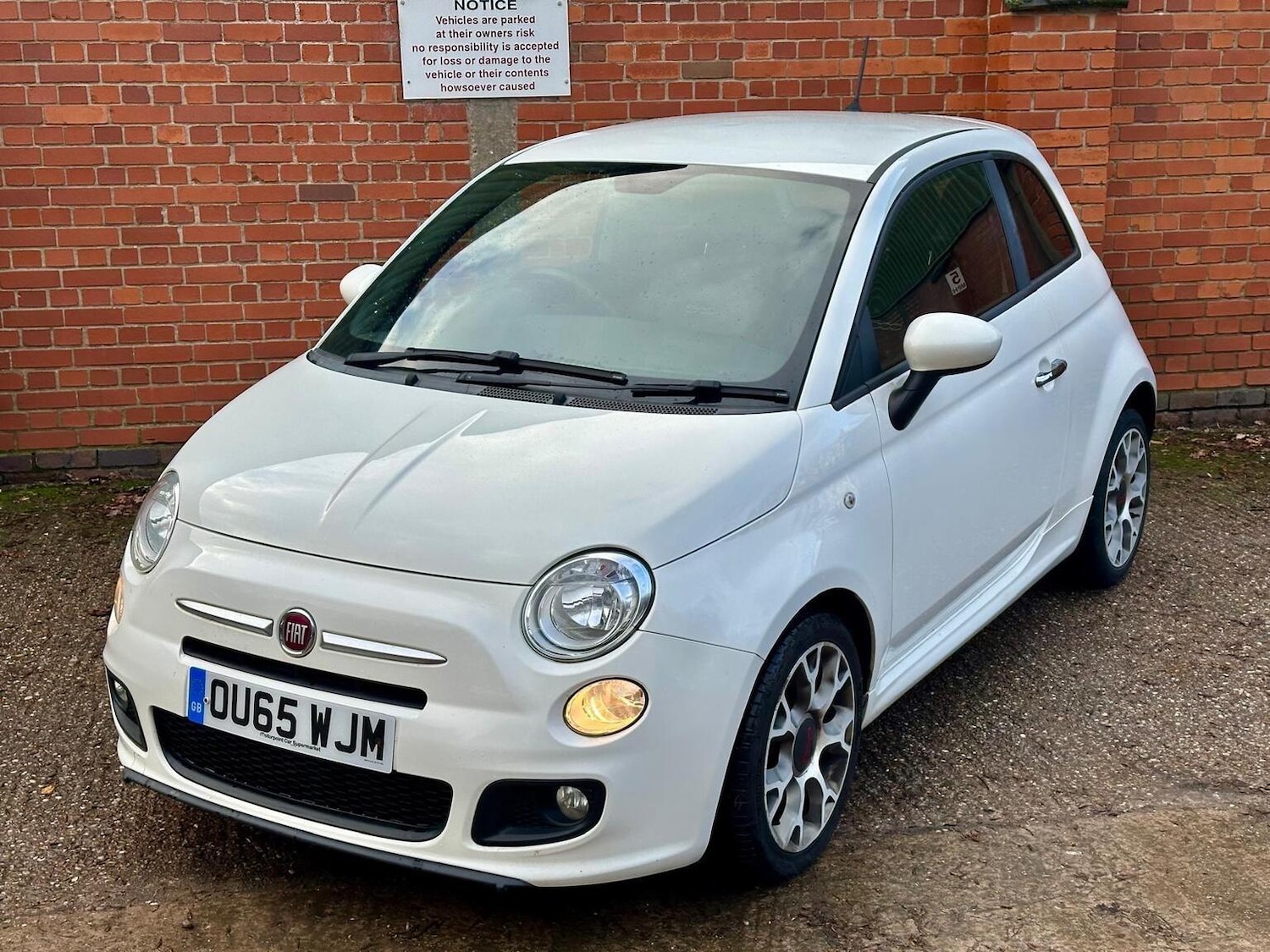 Used Fiat 500 2015 for sale - 77135892: Photo 9