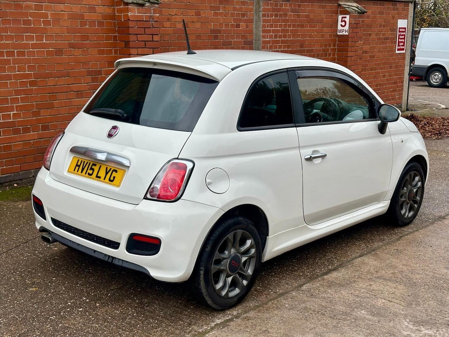 Used Fiat 500 2015 for sale - 76504723: Photo 9
