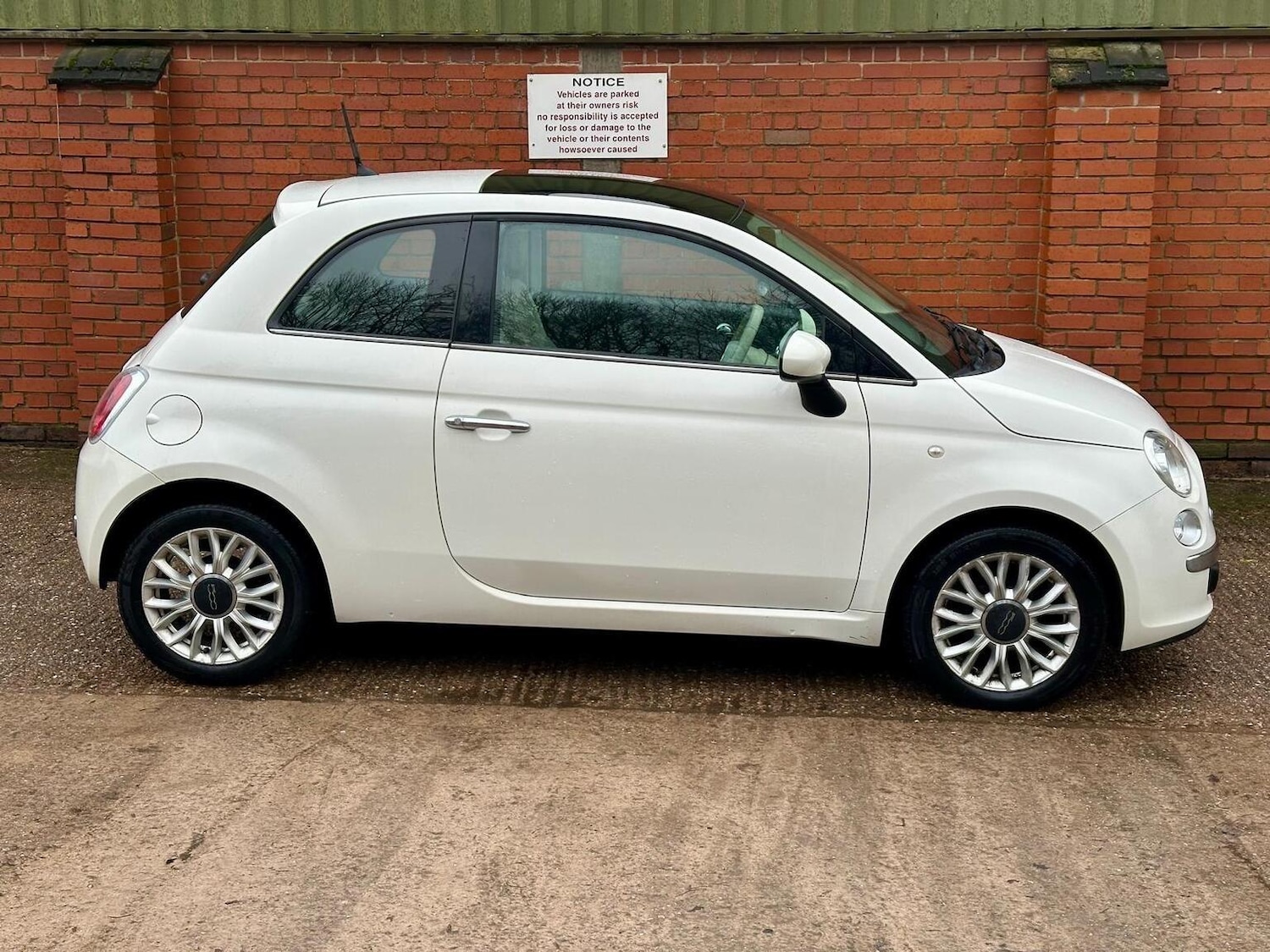 Used Fiat 500 2014 for sale - 77459941: Photo 12