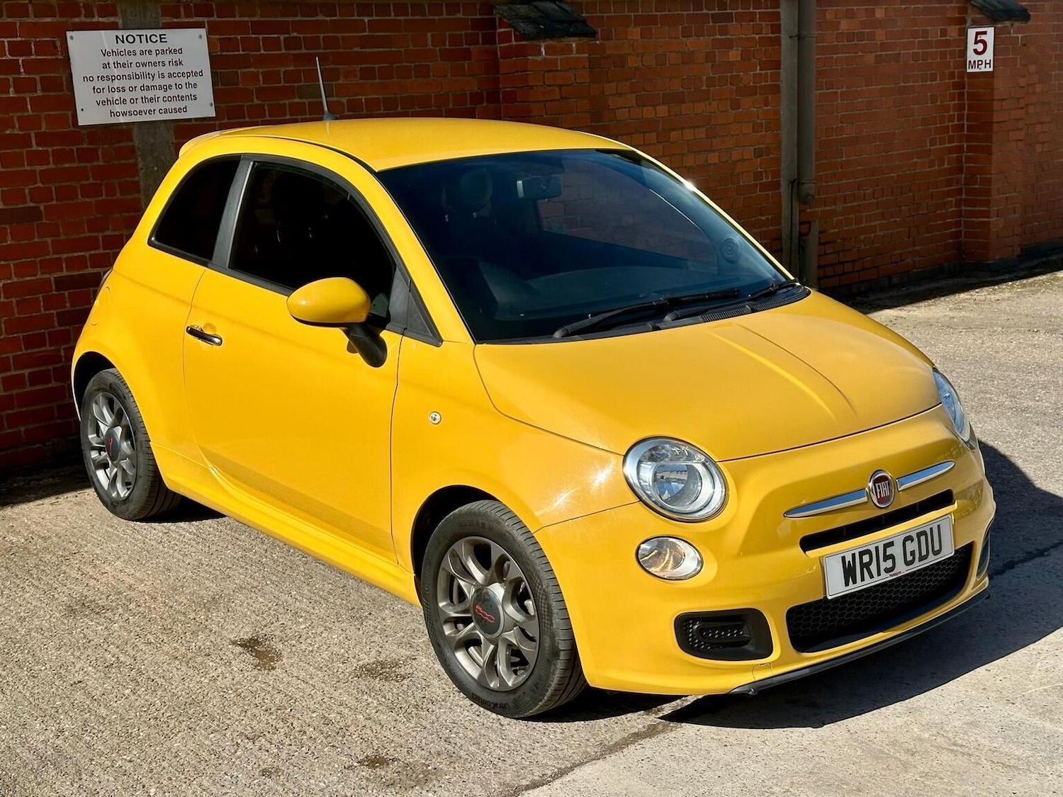 Used Fiat 500 2015 for sale - 77931297: Photo 2