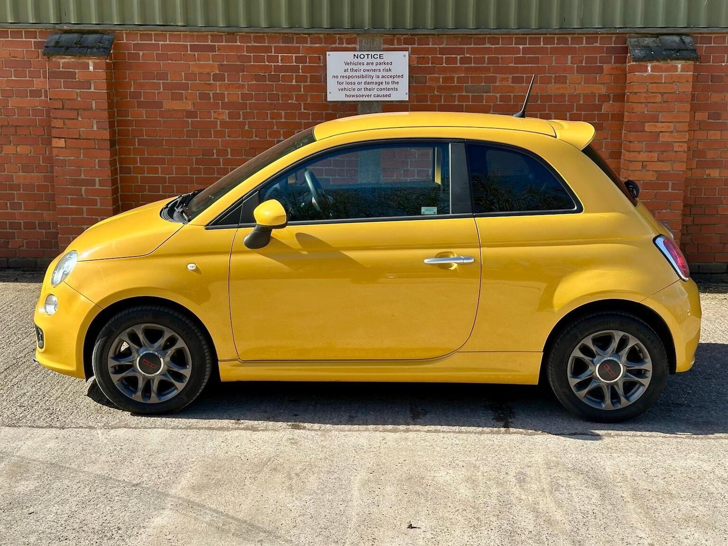 Used Fiat 500 2015 for sale - 77931297: Photo 21