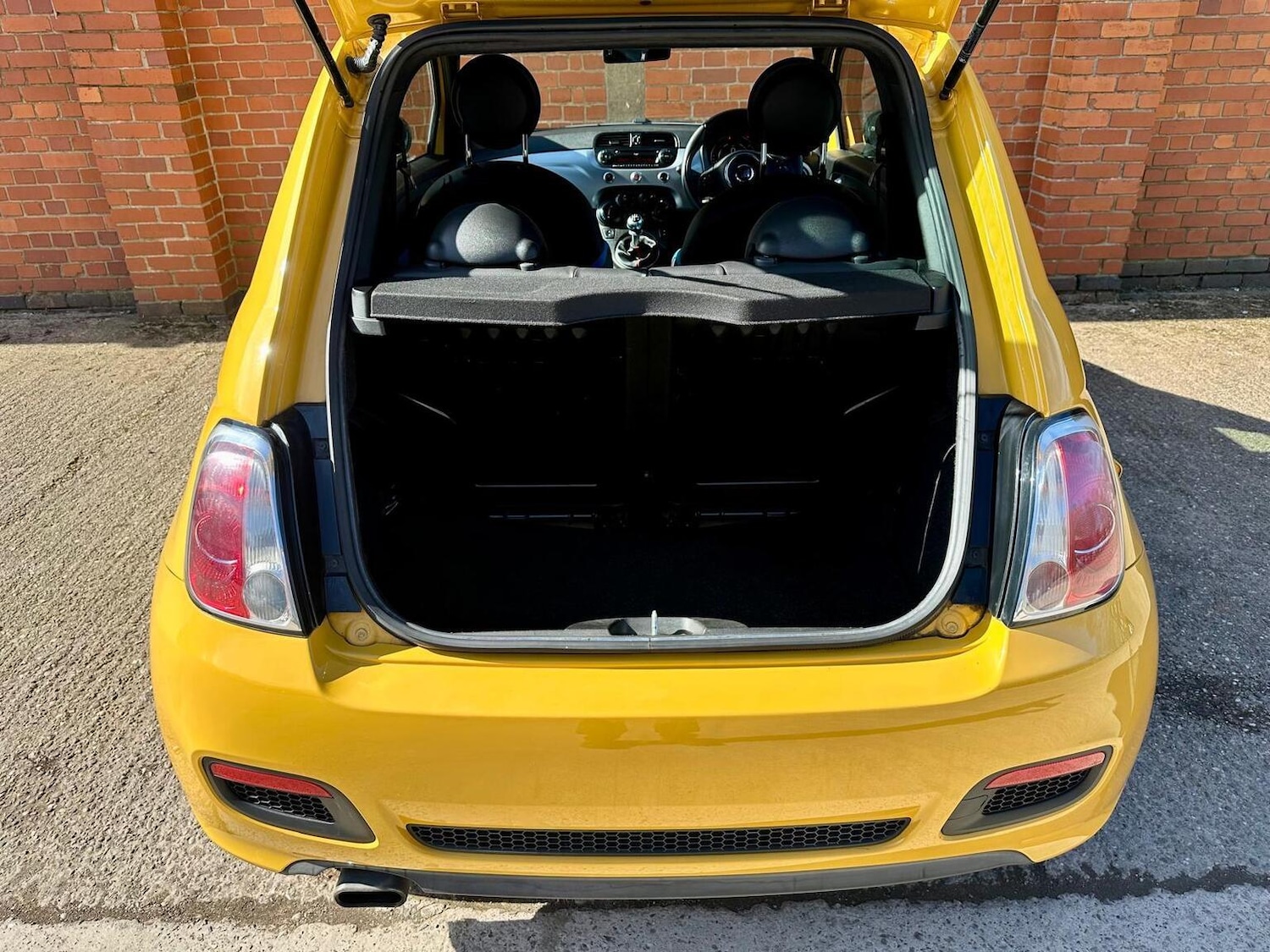 Used Fiat 500 2015 for sale - 77931297: Photo 24