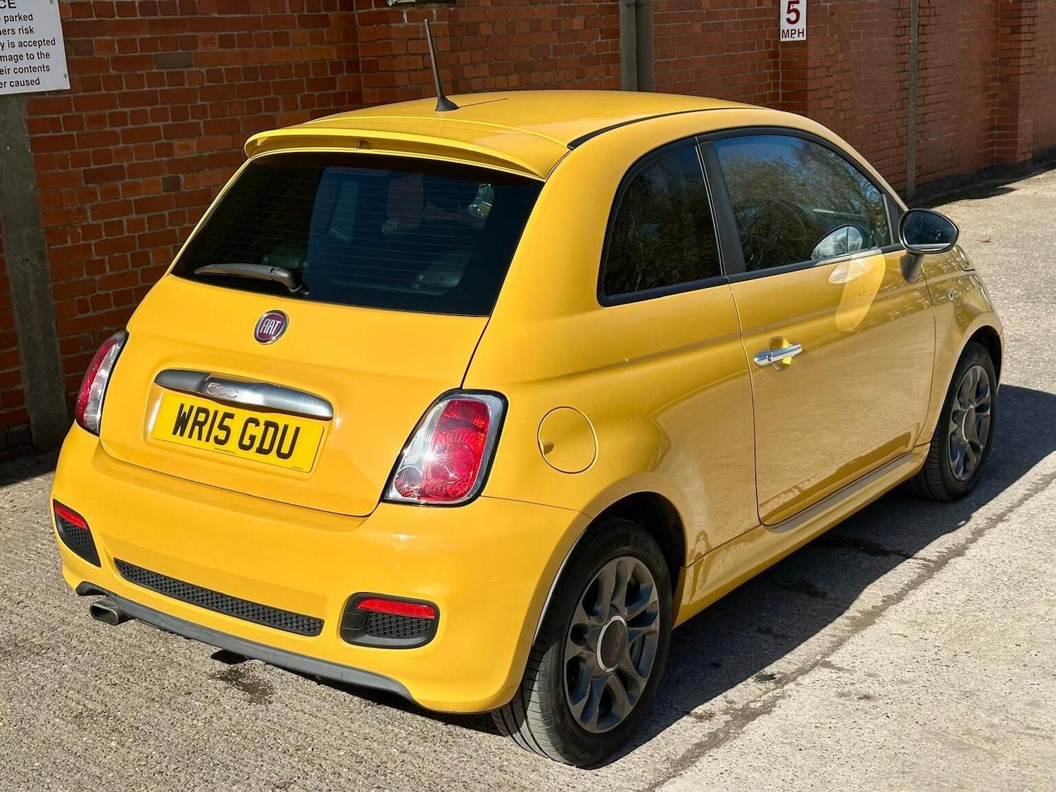 Used Fiat 500 2015 for sale - 77931297: Photo 9