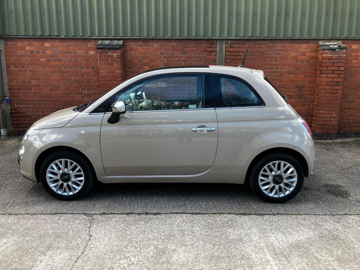 Used Fiat 500 2015 for sale - 78135057: Photo 30