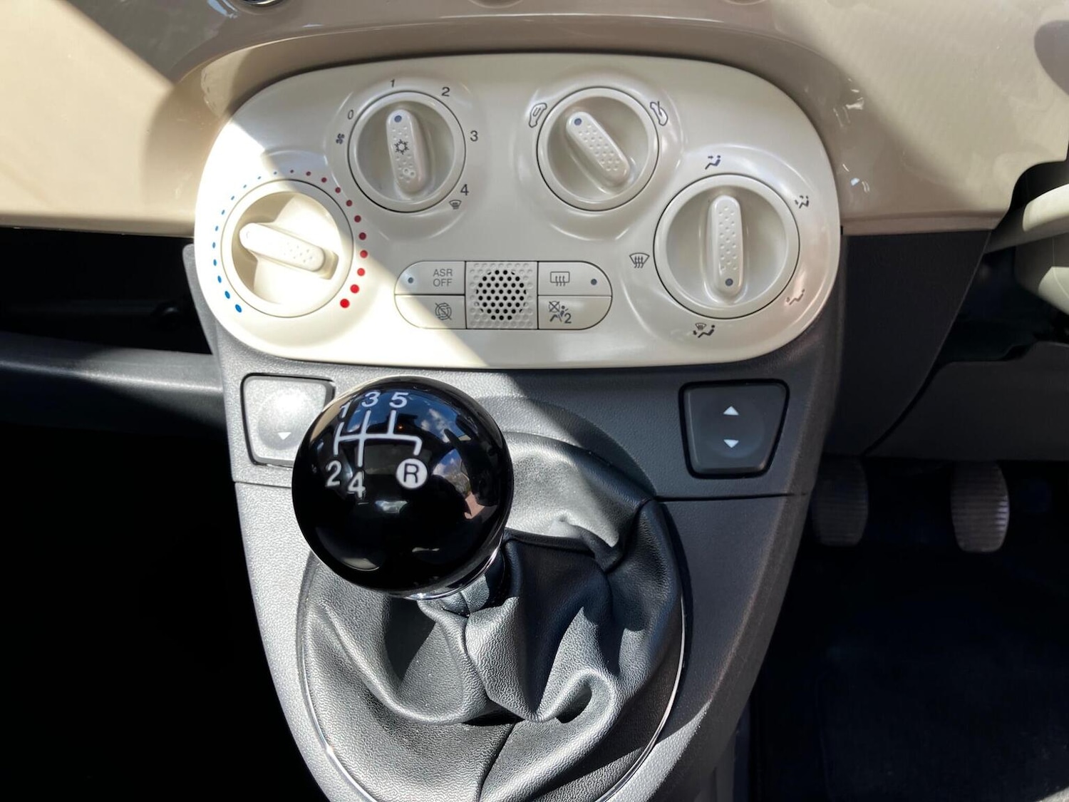 Used Fiat 500 2015 for sale - 78135057: Photo 9
