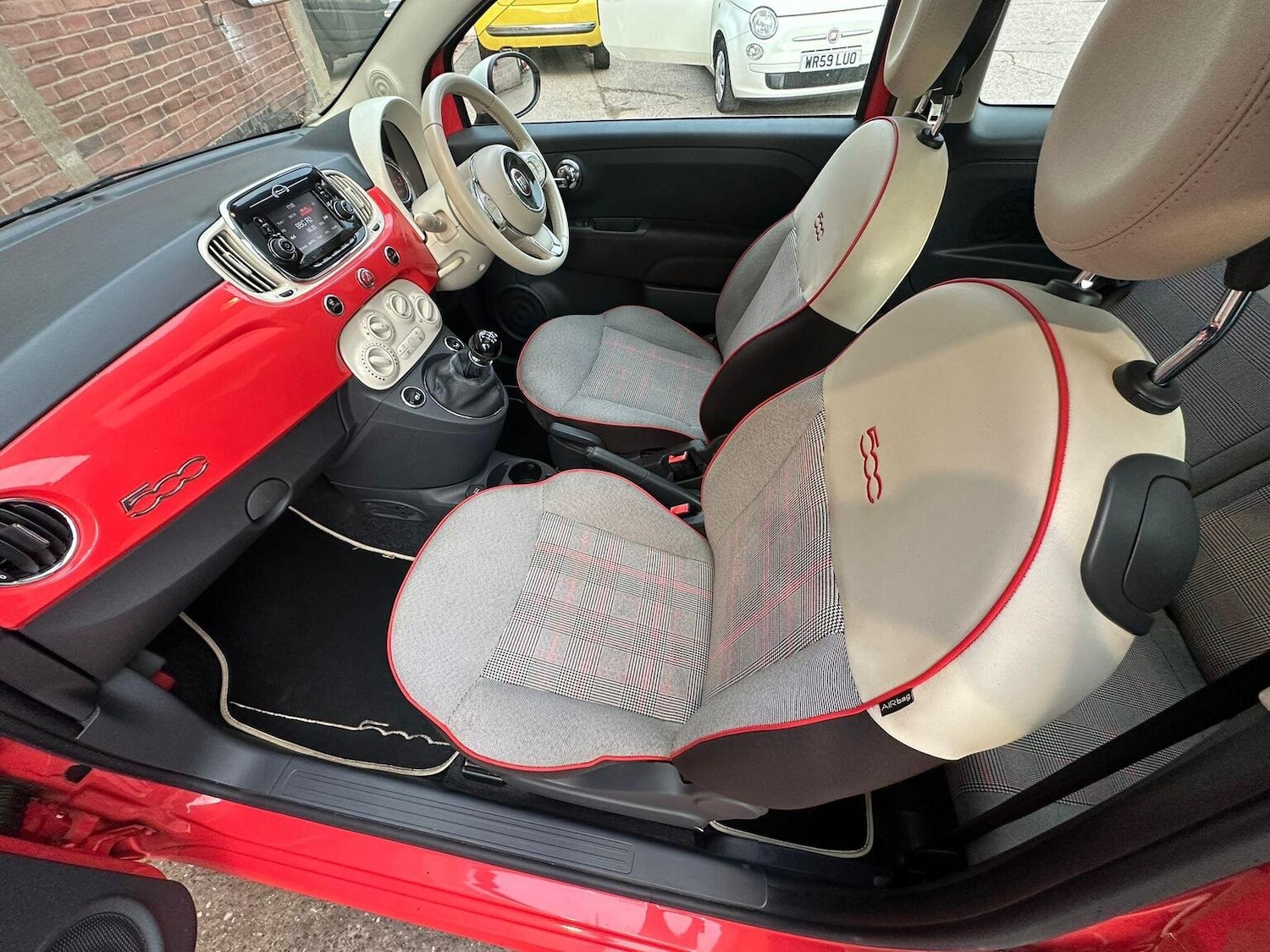 Used Fiat 500 2015 for sale - 76391476: Photo 6