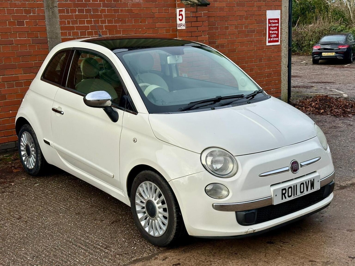 Used Fiat 500 2011 for sale - 76845032: Photo 2