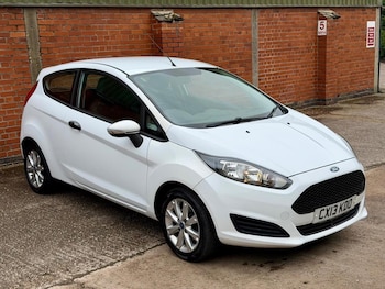 Used Ford Fiesta 2013 for sale - 78938244: Photo