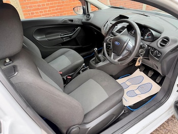 Used Ford Fiesta 2013 for sale - 78938244: Photo