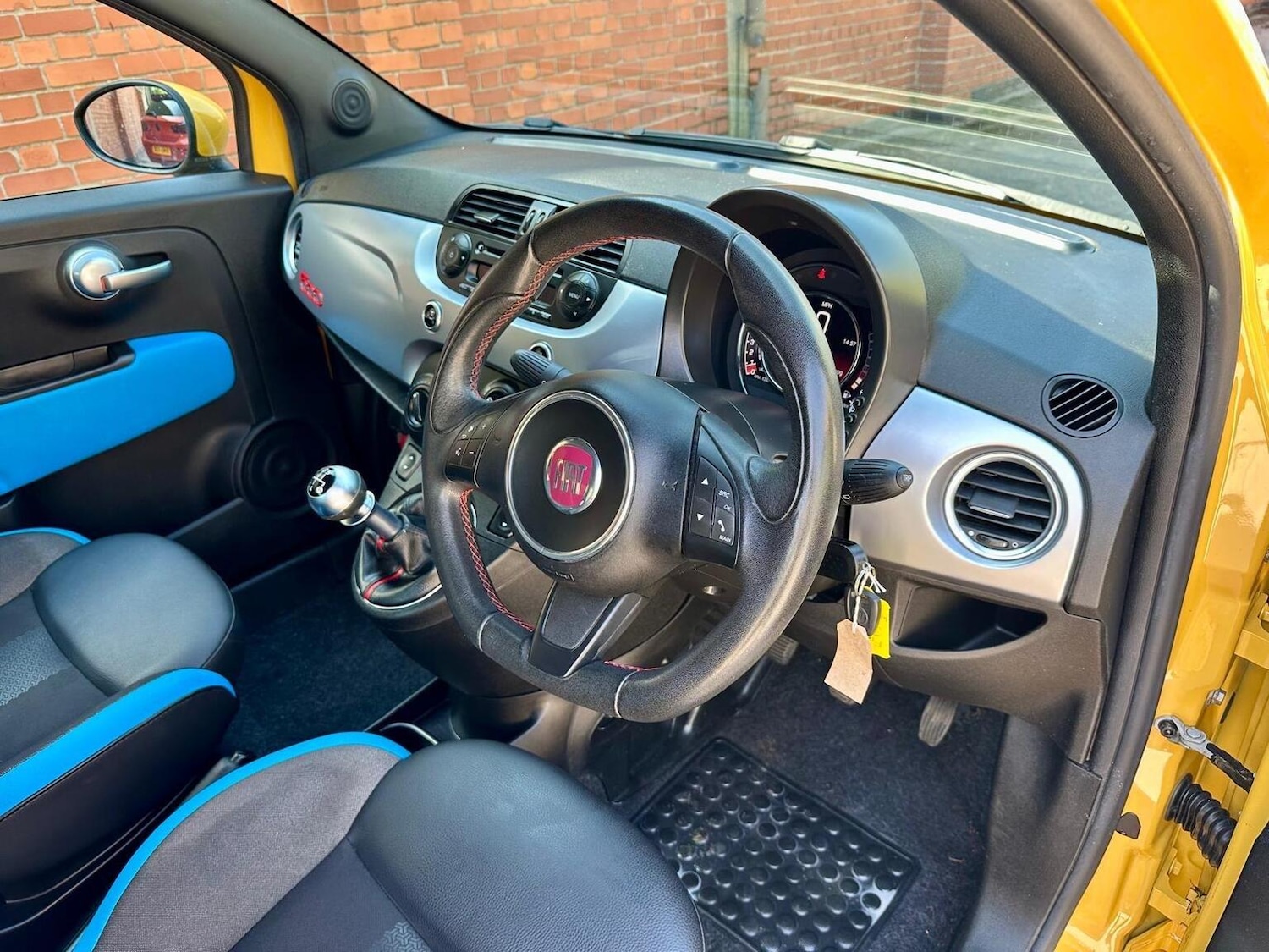 Used Fiat 500 2015 for sale - 78176085: Photo 5