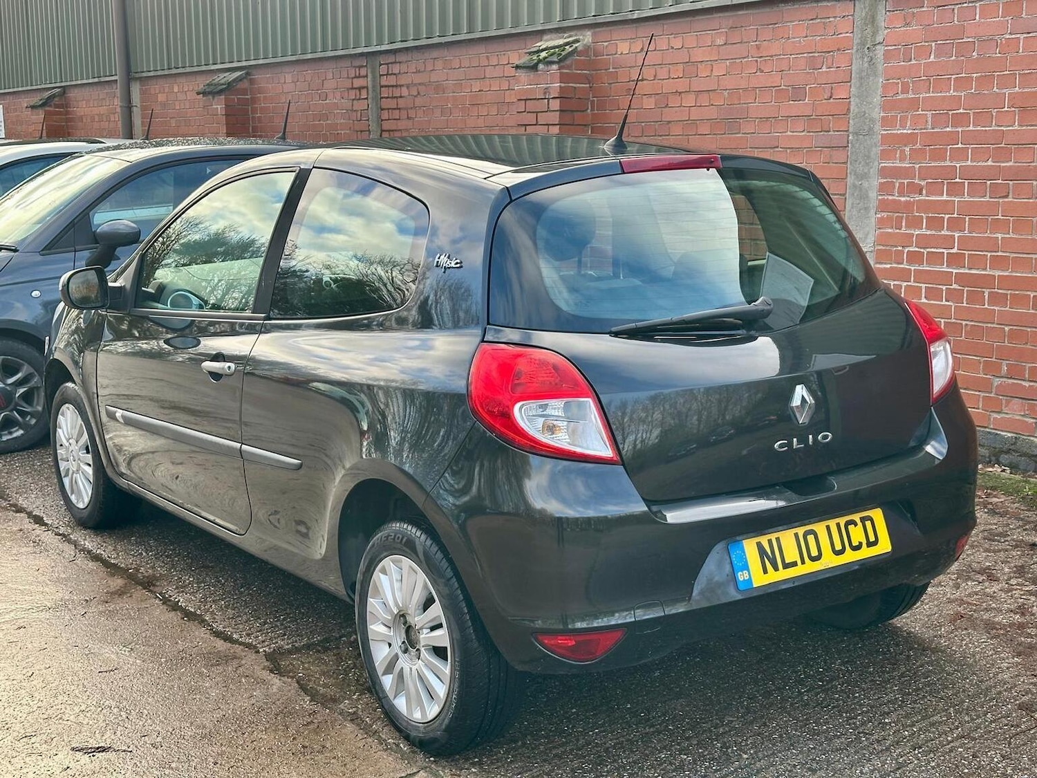 Used Renault Clio 2010 for sale - 76896913: Photo 13