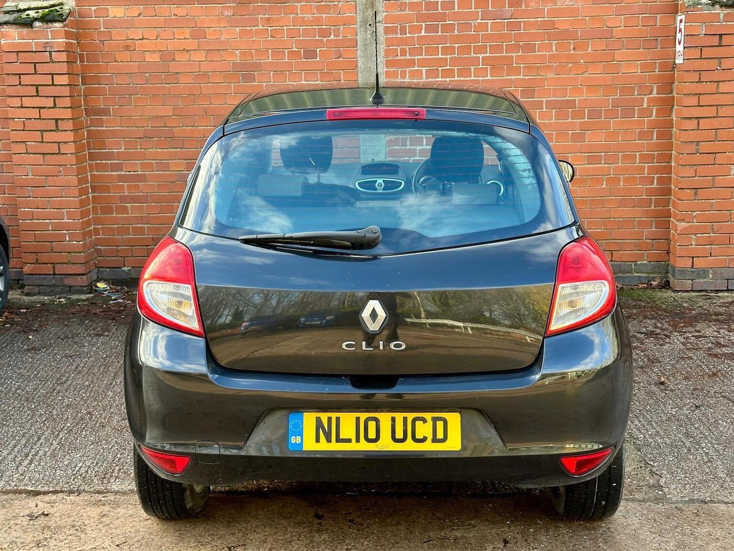 Used Renault Clio 2010 for sale - 76896913: Photo 16