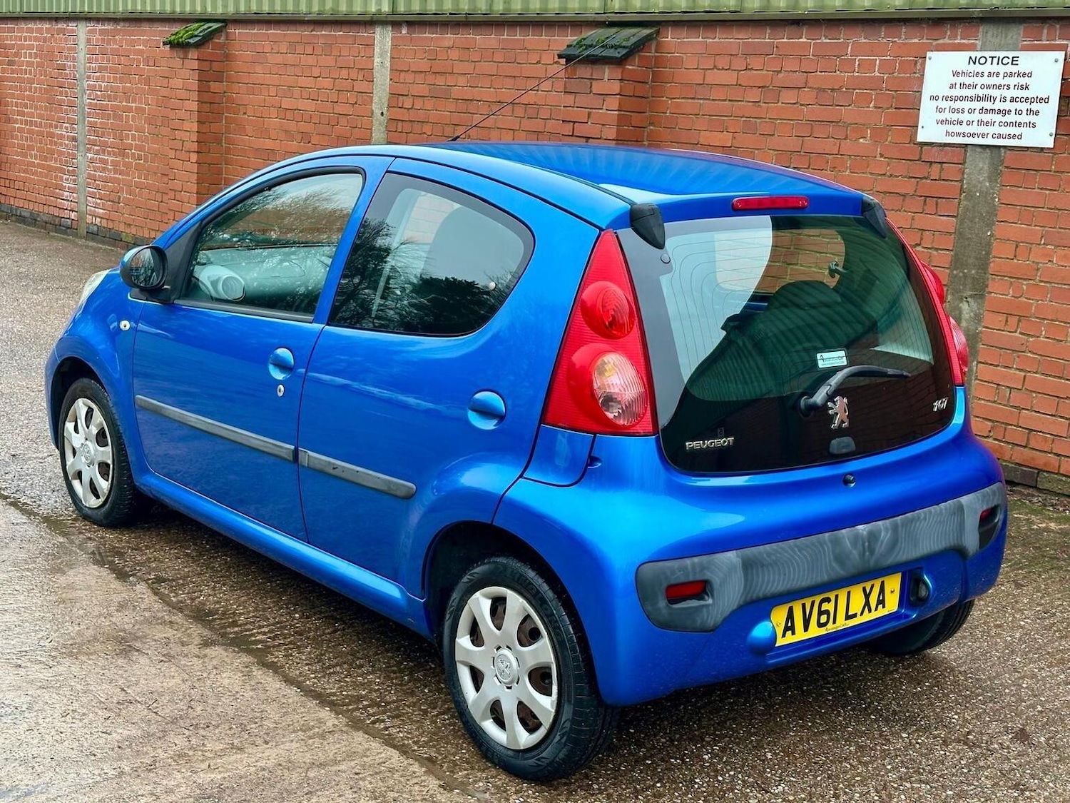 Used Peugeot 107 2011 for sale - 77508529: Photo 20
