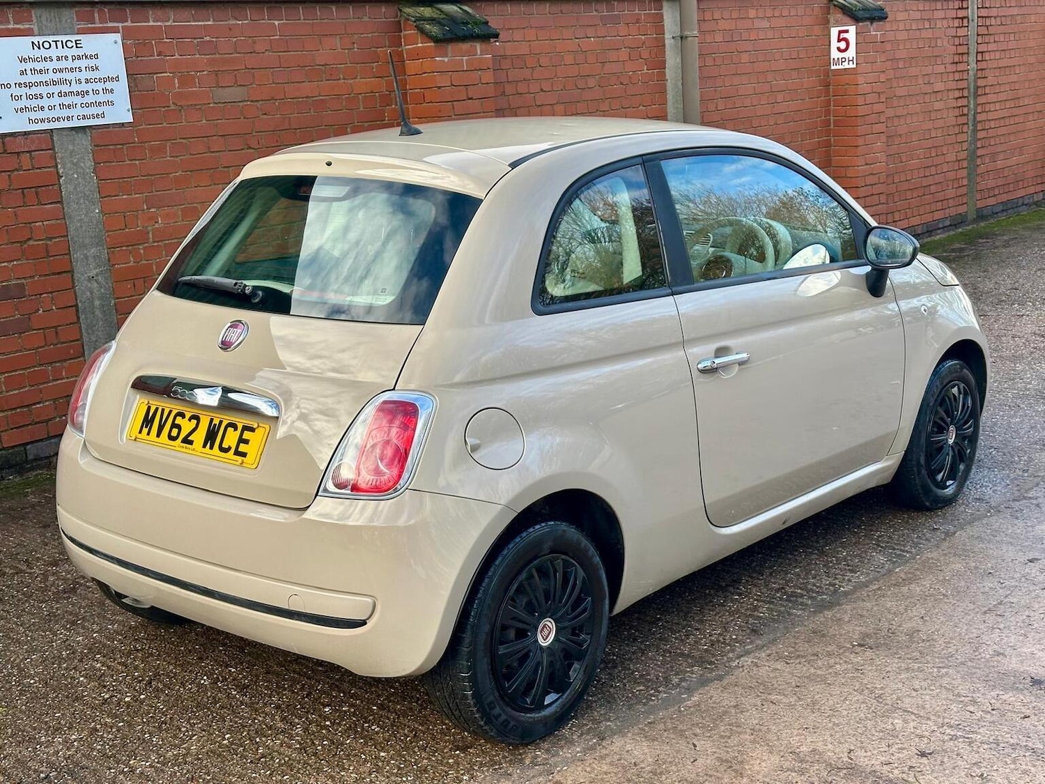 Used Fiat 500 2012 for sale - 77363622: Photo 9