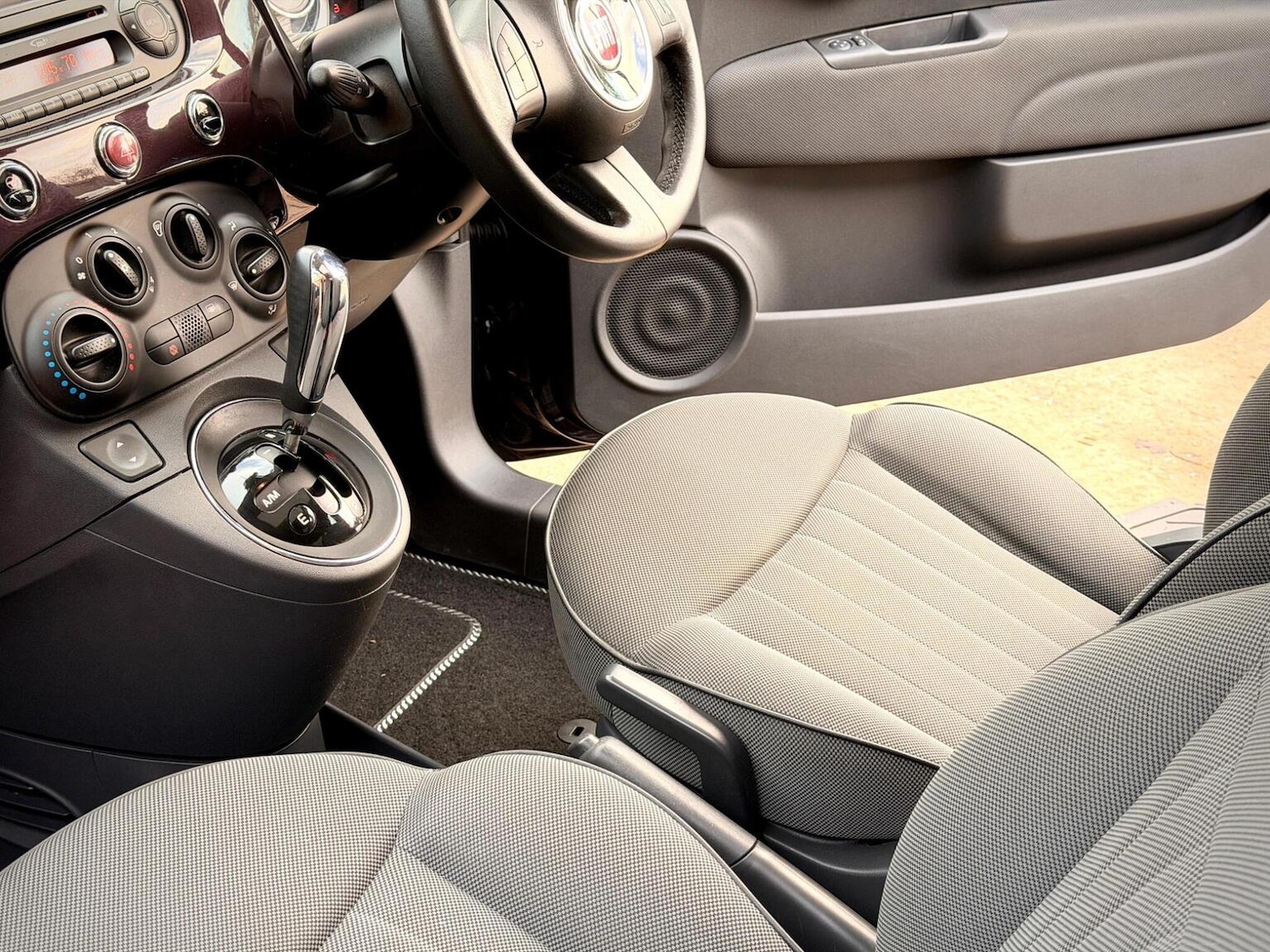 Used Fiat 500 2012 for sale - 76957888: Photo 3