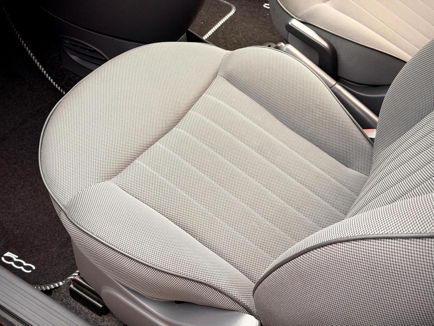 Used Fiat 500 2012 for sale - 76957888: Photo 4