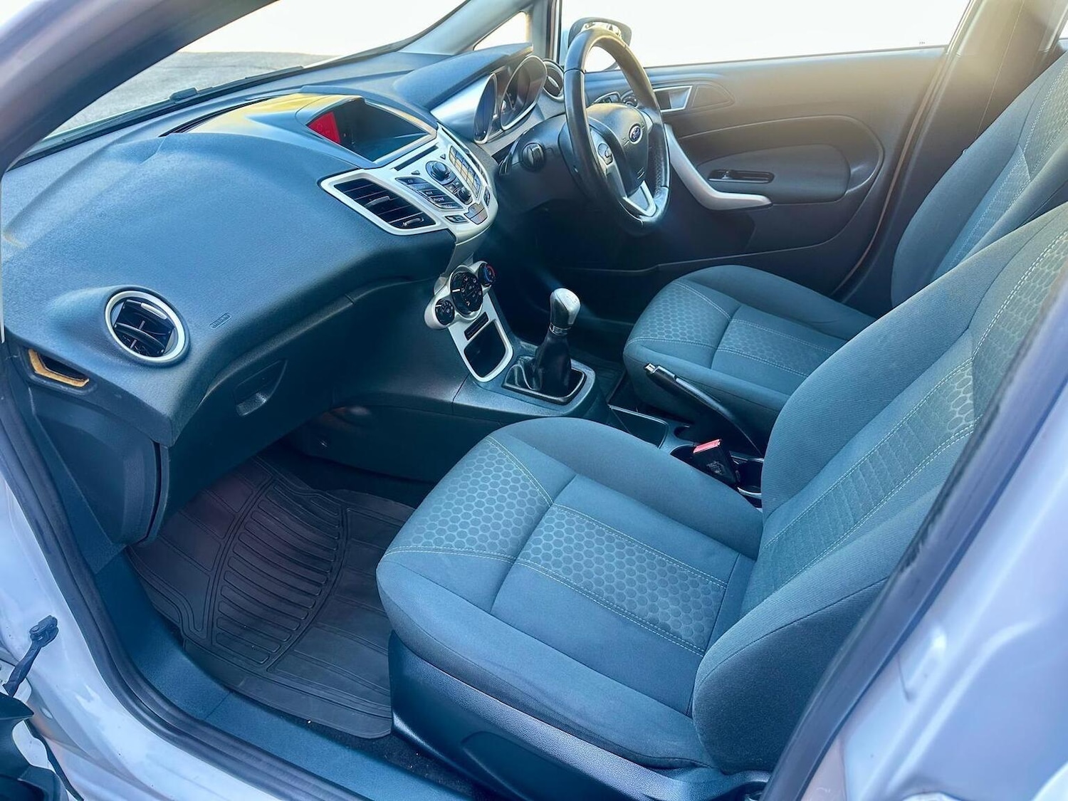 Used Ford Fiesta 2012 for sale - 78162181: Photo 10