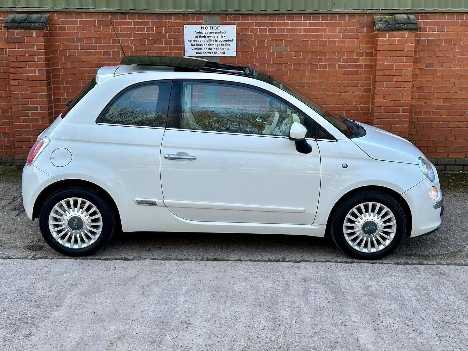 Used Fiat 500 2009 for sale - 77701069: Photo 7