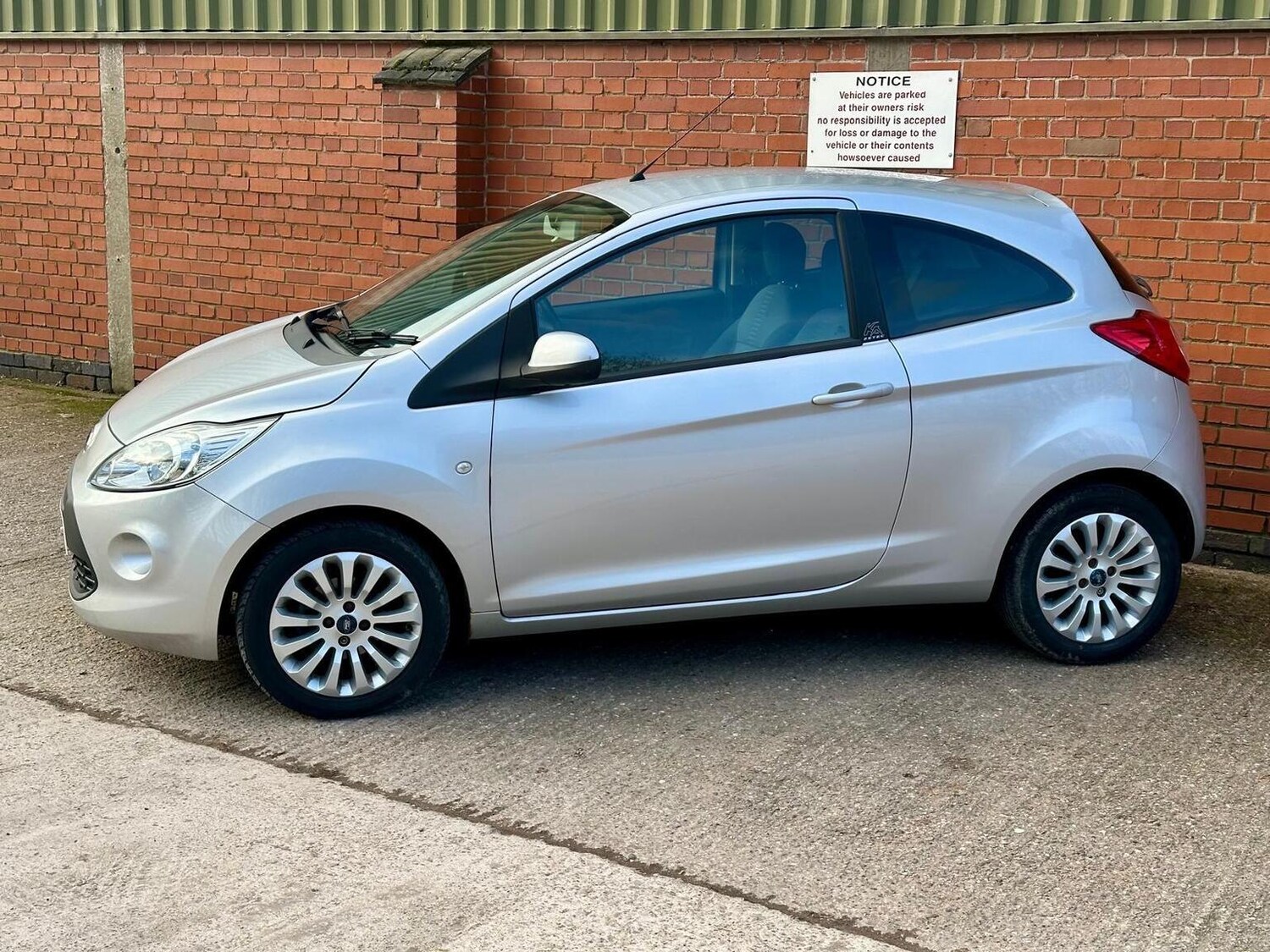 Used Ford Ka 2010 for sale - 77650059: Photo 24